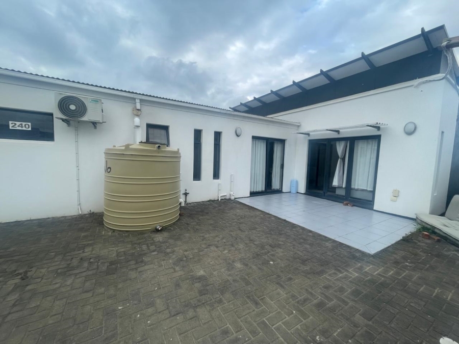 2 Bedroom Property for Sale in Nahoon Valley Park Eastern Cape